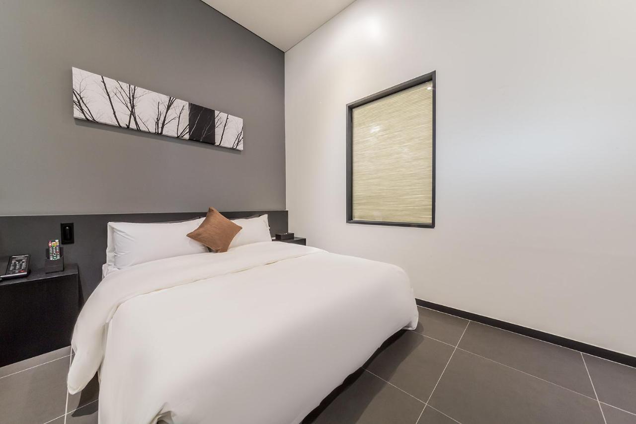 Pyeongtaek Stay Tourist Hotel Eksteriør billede