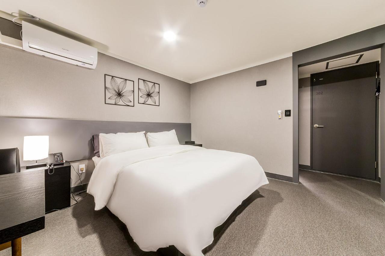 Pyeongtaek Stay Tourist Hotel Eksteriør billede